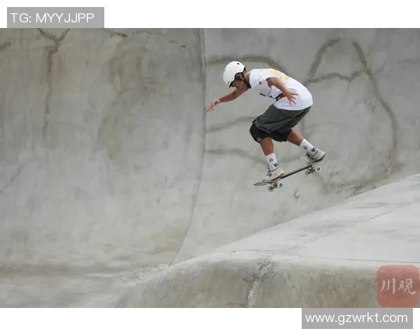 杭州攀岩队在滑板精英赛中以83分稳居积分榜首位